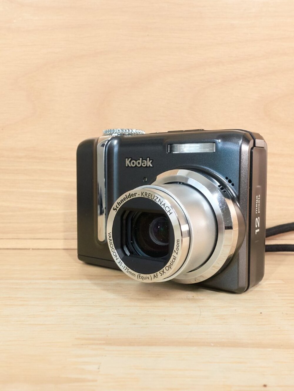 Kodak EasyShare Z1285 Digital Camera 12.1MP 5x Optical Zoom Tested